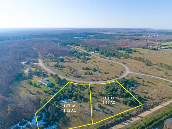 2881 Soaring Dr, Elmira, MI 49730