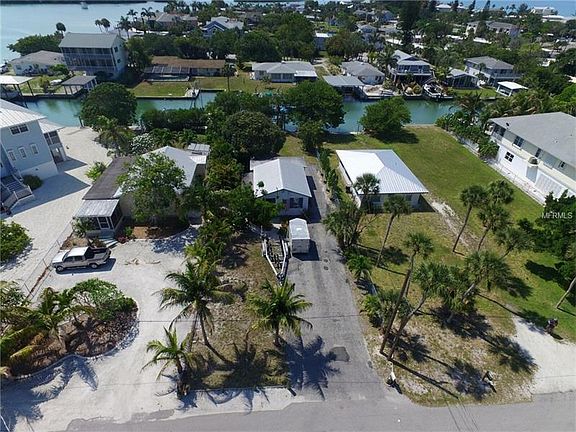 5th image of 195 Sand Dollar Ln