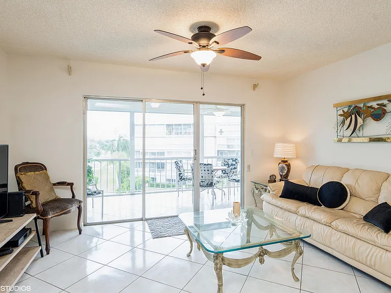 250 John F Kennedy Dr #408 — Photo 8