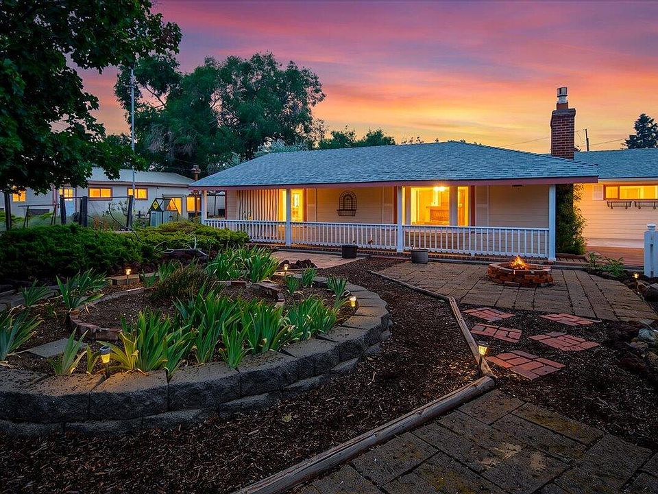 1st image of 2586 SW 27th St