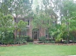 50 N Goldenvine Cir, The Woodlands, TX 77382