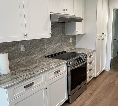 4th image of 1024 Palisade Ct