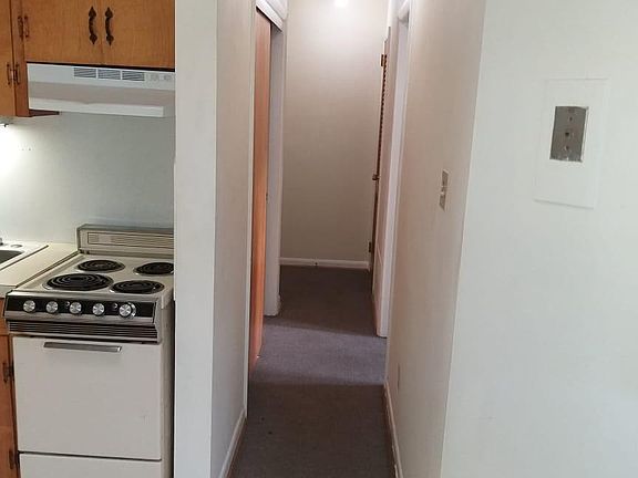 3rd image of 301 E Antietam St #1