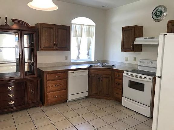 3rd image of 1019 Bluemont Ave APT 1