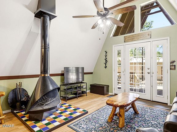 4th image of 2136 Wildflower Rd