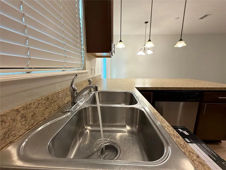 1036 Laurel Ridge Ln — Photo 24