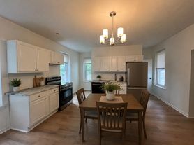 1907 W Point Pike, Lansdale, PA