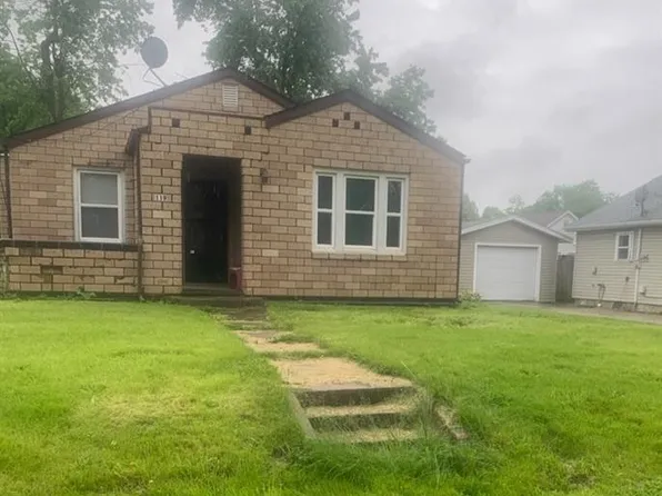 119 Jefferson St, Brighton, IL 62012