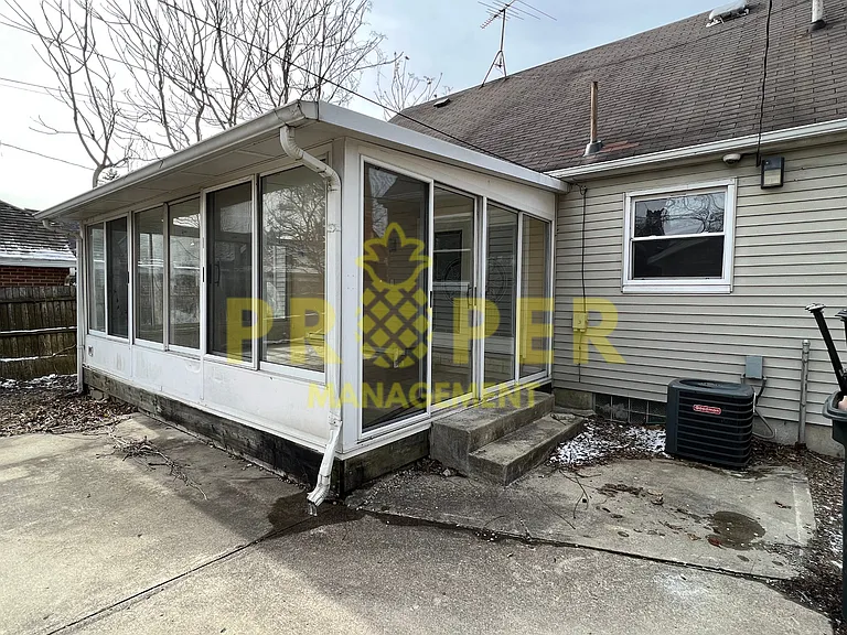 1440 Philadelphia Dr — Photo 3