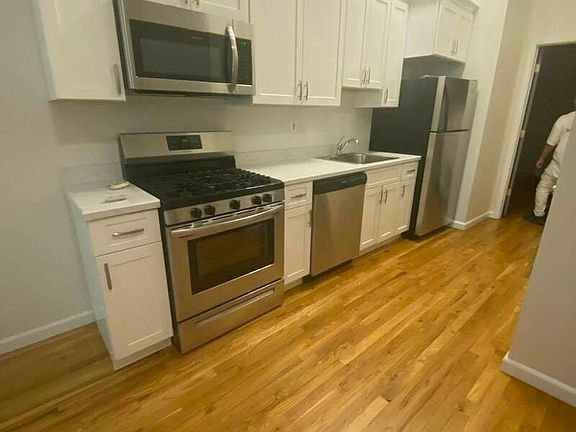 5th image of 372 5th Ave #3AA