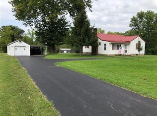 2017 Eastbrook Rd, New Castle, PA 16101