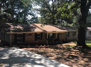 2945 Tara Woods Dr, Douglasville, GA 30135