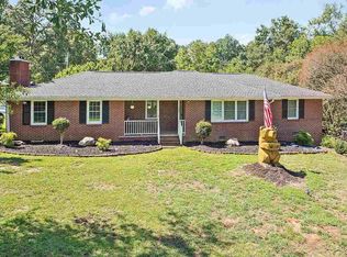126 Endless Dr, Greer, SC 29651