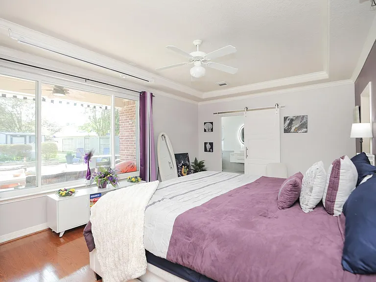 8410 Brighton Lake Ln — Photo 23