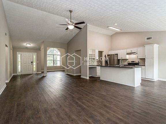4th image of 1145 Brighton Cove Trl
