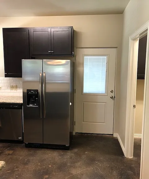 1107 Norman St #105 — Photo 16
