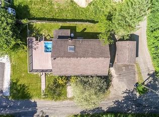 34 Broadview Dr, Greenwood Lake, NY 10925