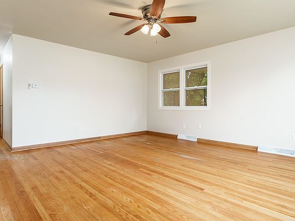 5th image of 2411 Barton Blvd