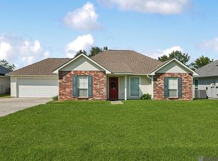 38178 Hidden Point Dr, Geismar, LA 70734