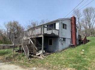 511 Lucas Ln, Elizabeth, PA 15037