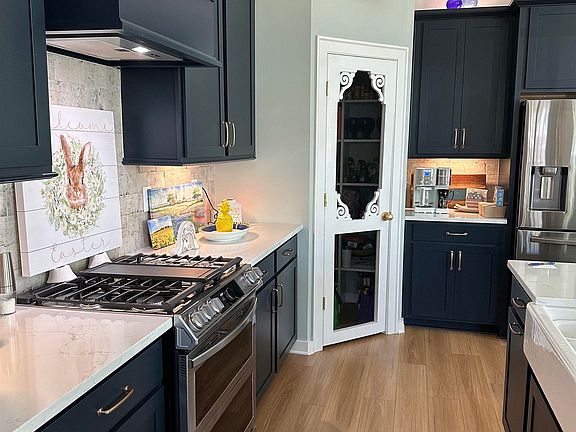 5th image of 8243 Annika Dr