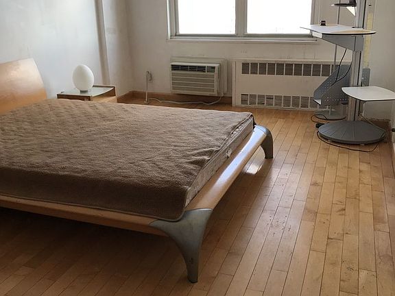 4th image of 3131 Brighton 13th St #2D