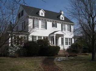 351 Warwick Ave, Teaneck, NJ 07666