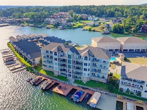 3rd image of 161 Villa Point #A-5