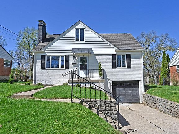 2nd image of 8435 Wexford Ave