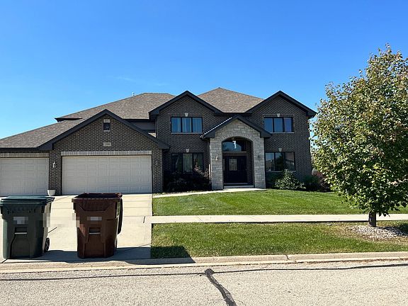 3rd image of 22994 Maddeline Ln