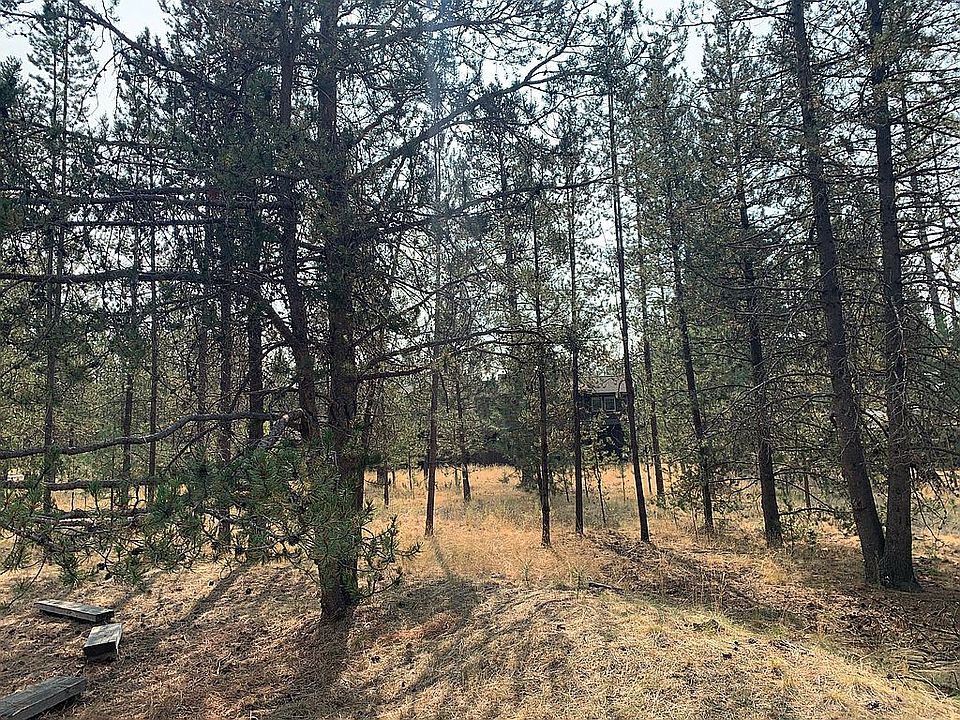 2nd image of 57567 Duck Pond Ln