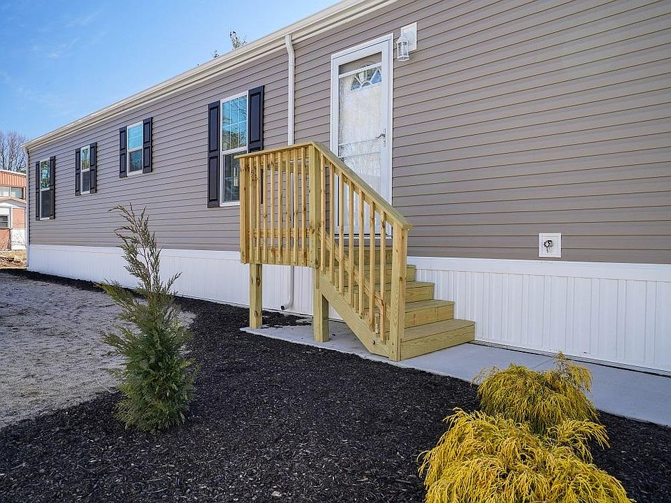 1st image of 11 Otter Pl