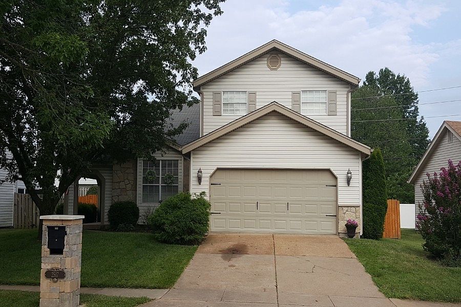 1st image of 2517 Westglen Farms Dr