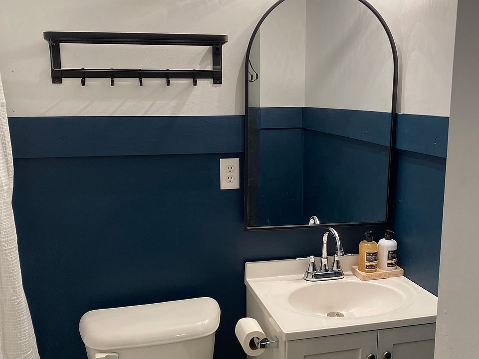 1st image of 104 S Liberty St #2