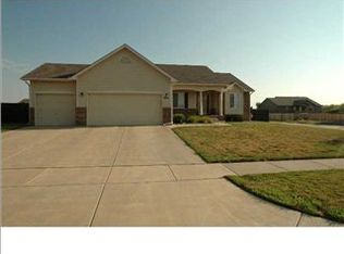 200 W Popular St, Goddard, KS 67052