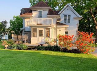 546 W Kinne St, Ellsworth, WI 54011