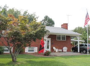 4802 Lawrie Ln, Louisville, KY 40214