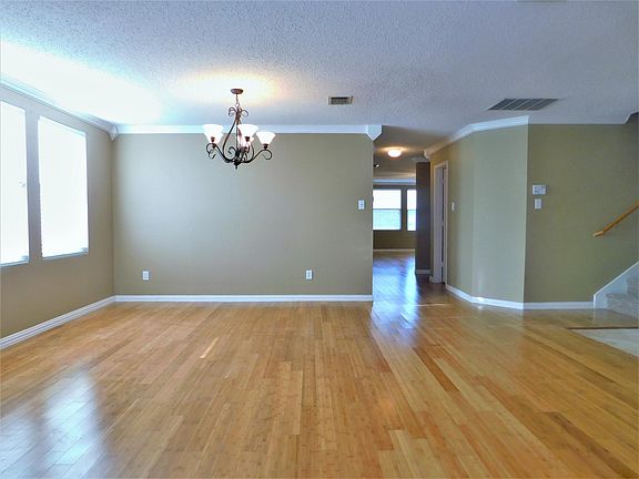 5th image of 1736 Sierra Meadow Ln