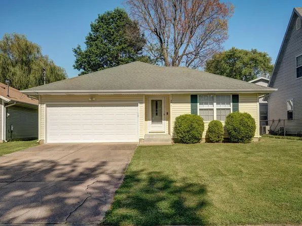 2816 N Pierce Avenue, Springfield, MO 65803