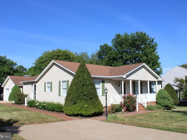 4512 Rebecca Rd, Fredericksburg, VA 22408