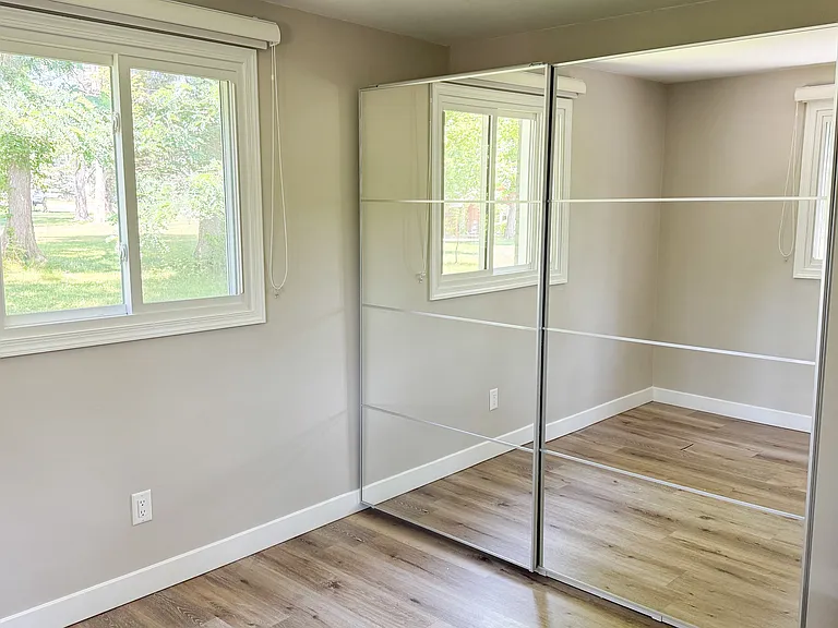 5430 Brainard Rd — Photo 29