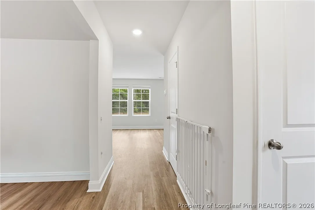 4 bed, 2.5 bath, 2084 sqft, $2,200 — Photo 4