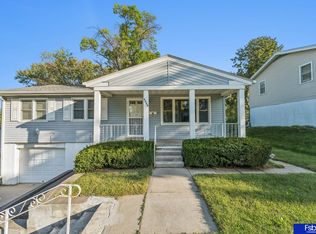 6428 Ogden St, Omaha, NE 68104