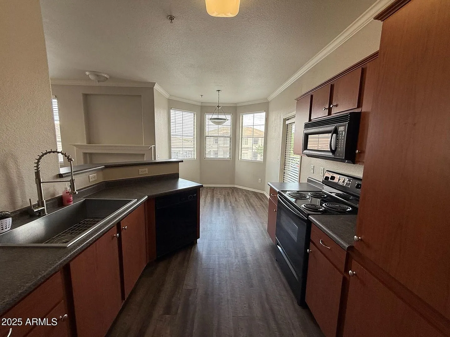 Gated Solana Condo | Pool Views + Prime Location — Photo 3