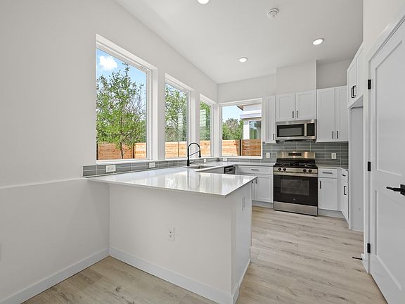 2nd image of 2000 Riverside Farms Rd #18101