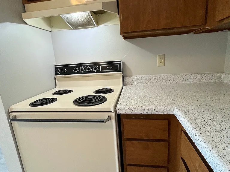 2141 Muscatine Ave #1 — Photo 3