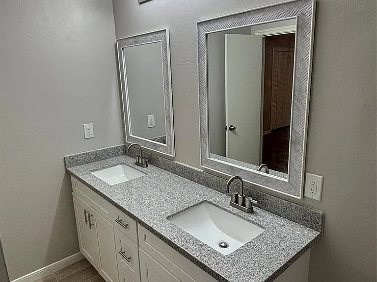 26019 Leafywood Dr — Photo 18