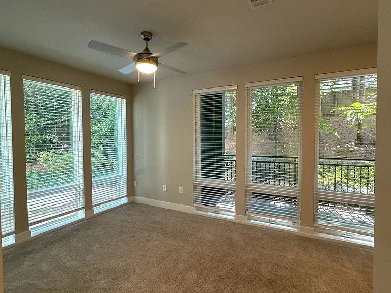 915 Glenwood Apartments on the Beltline — Photo 124