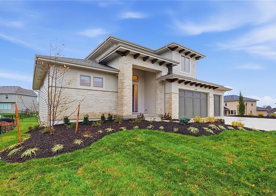 21913 W 99th Ter, Lenexa, KS 66220 | MLS #2584818 | Zillow