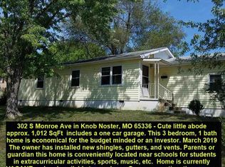 302 S Monroe Ave, Knob Noster, MO 65336